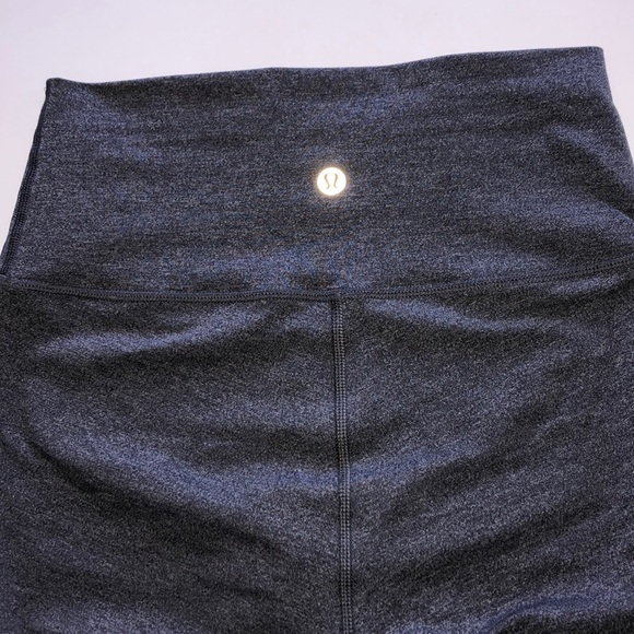 Gray lululemon wonder unders - Picture 4 of 5